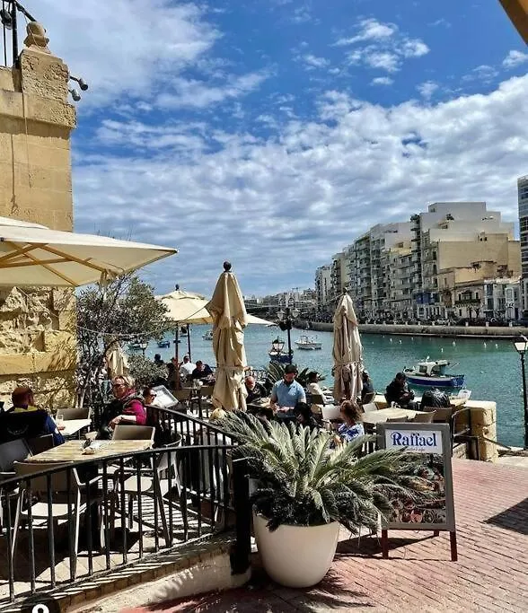 Spinola Bay View In St Julians 3 Bedrooms Saint Julian's Apartment