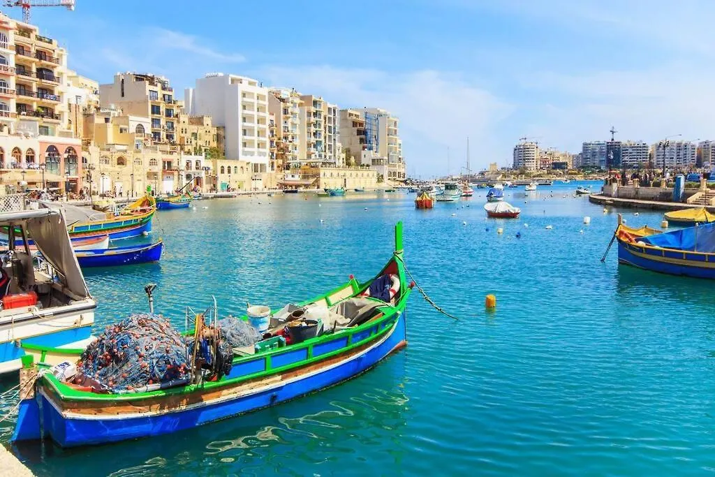 Spinola Bay View In St Julians 3 Bedrooms Saint Julian's Apartment
