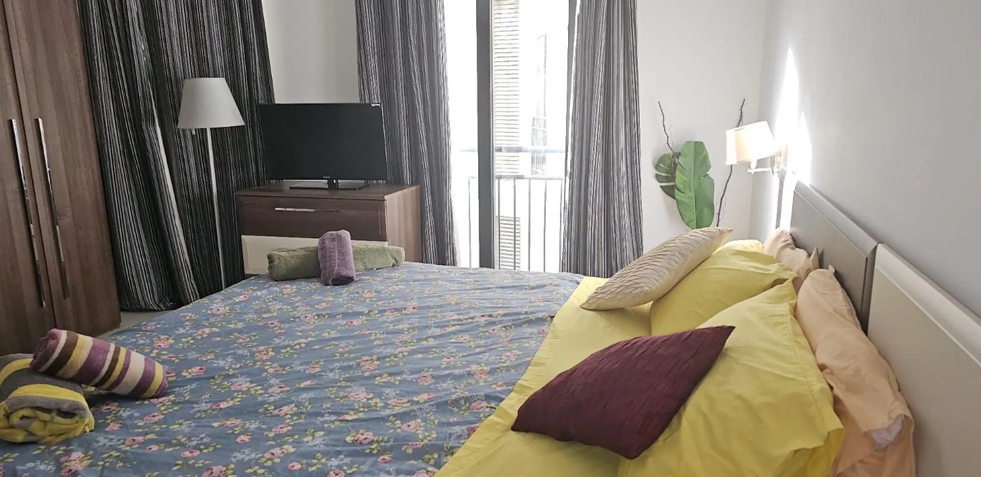 Spinola Bay View In St Julians 3 Bedrooms Saint Julian's