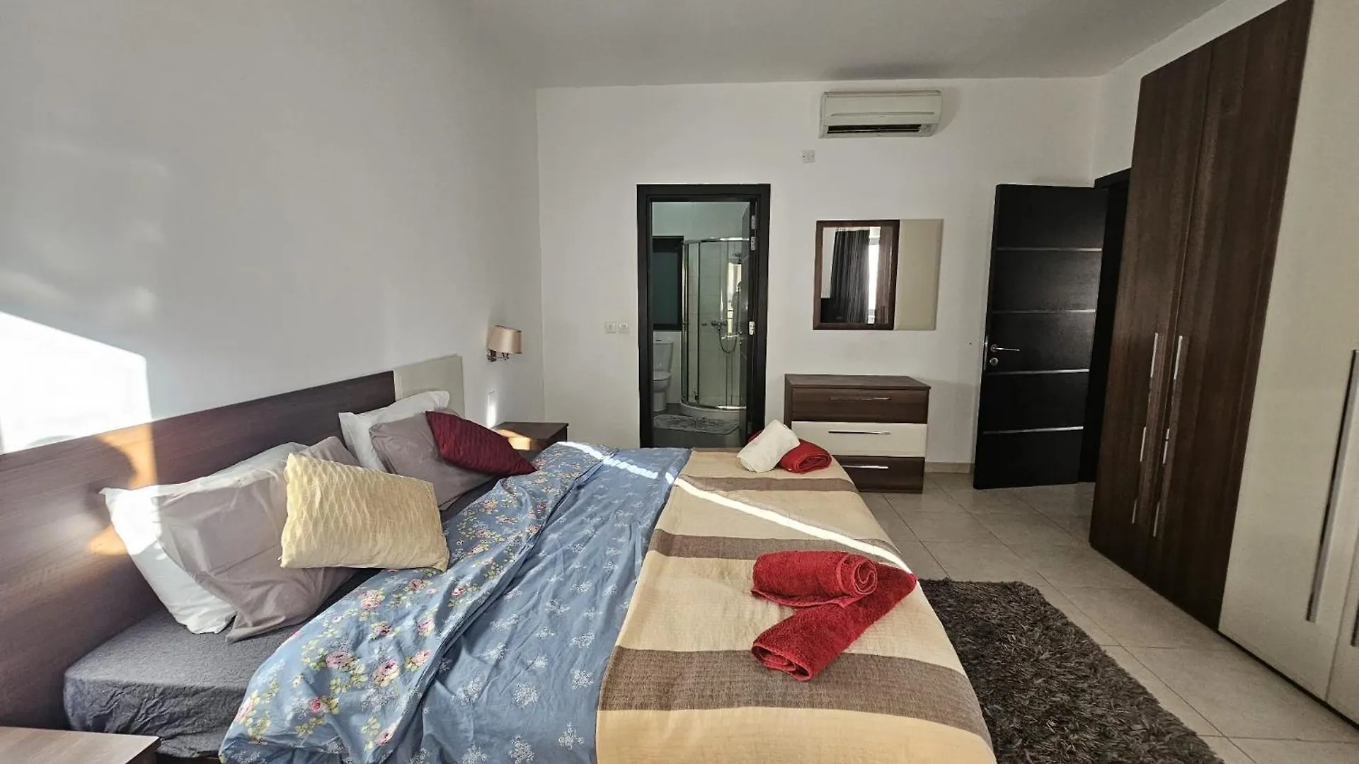 Spinola Bay View In St Julians 3 Bedrooms Saint Julian's Malta