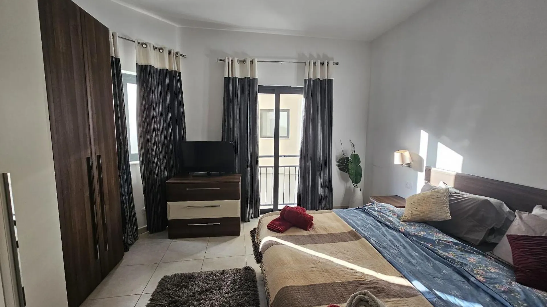 Spinola Bay View In St Julians 3 Bedrooms Saint Julian's 0*,